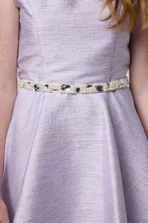 Stretchy Pearl and Gem Belt in ivory.