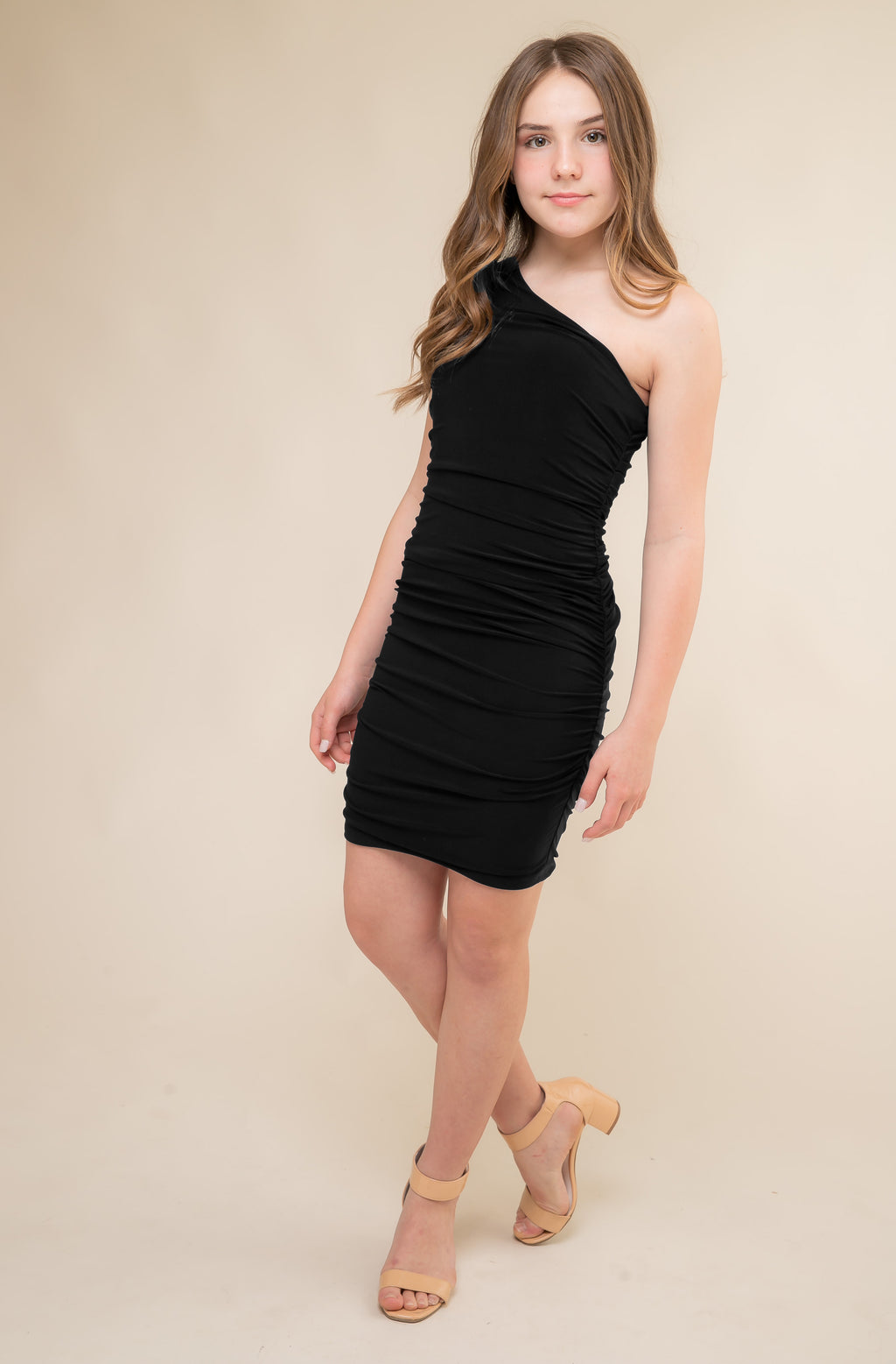 One Shoulder Ruched Dress in Black – Udtfashion