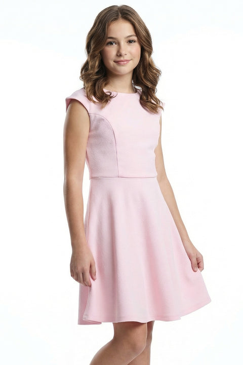 Un Deux Trois R3243KL textured cap sleeve dress in longer length – pink