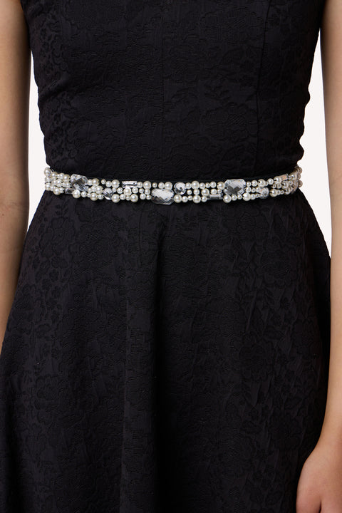 Stretchy Pearl and Gem Belt in black.