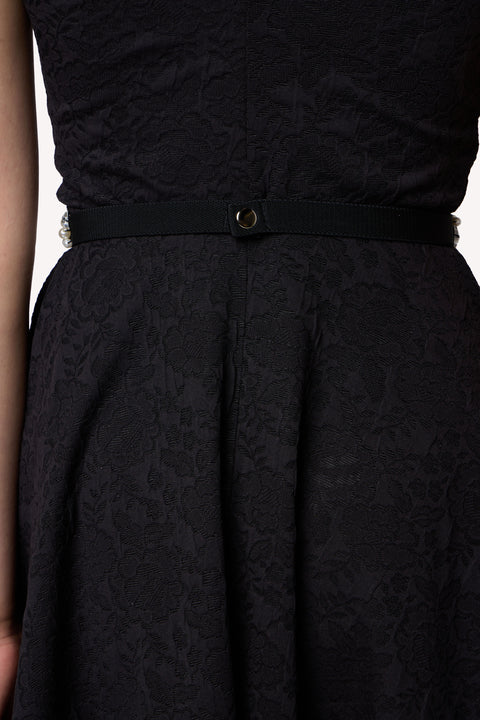 Stretchy Pearl and Gem Belt in black.