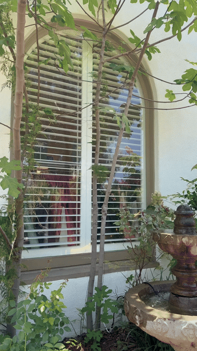 Un Deux Trois Showroom view.