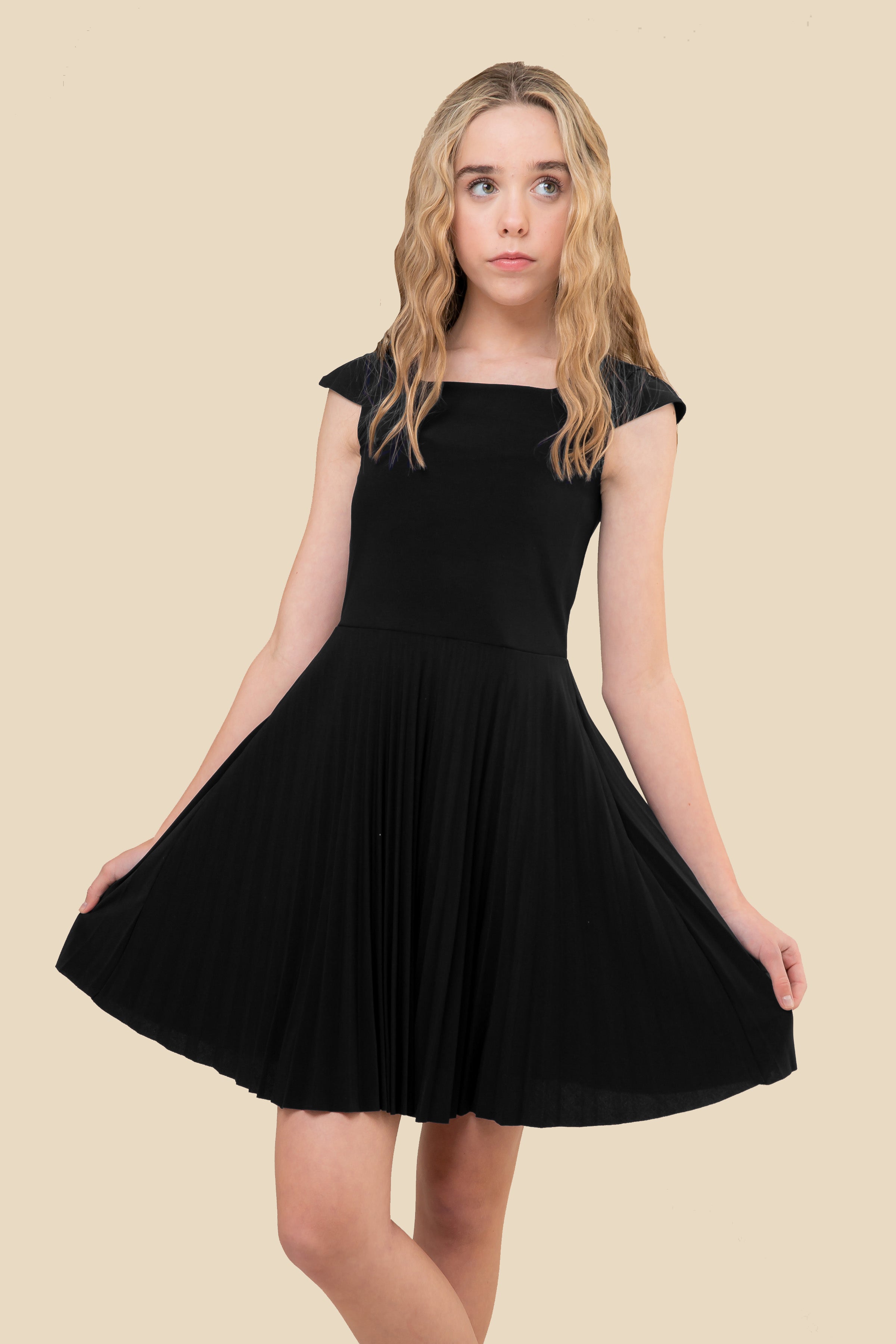 Halter Dress in Black – Udtfashion